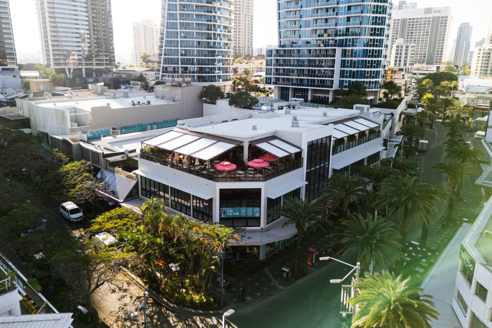 Lulu Rooftop & Bar profile picture